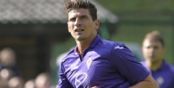 Beşiktaş, Mario Gomez'i KAP bildirdi