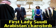 First Lady Obama'nın kıyafeti Suudi Arabistan'ı...