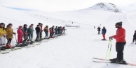 Geleceğin kayakçıları Hakkari’de yetişiyor 