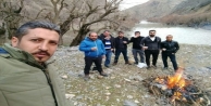 Hakkari’de kış ortasında piknik keyfi