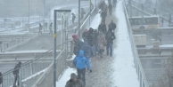 İstanbul'da kar kalınlığı 50 santimetreye ulaştı