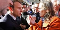 Macron kendisini yuhalayanlarla sohbet etti! 