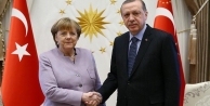 Merkel: Türkiye'nin özel yardıma ihtiyacı yok