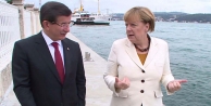 Merkel'den Davutoğlu'na taziye telefonu