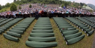 Srebrenitsa katliamıyla ilgili 7 kişi tutuklandı