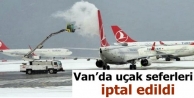 Van’da uçak seferleri iptal edildi