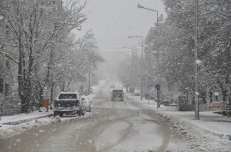 Tunceli'de Kar Yağışı Hayatı Olumsuz Etkiliyor