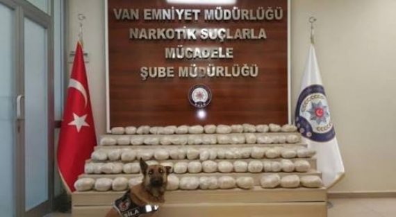 Van’da 88 kilo 456 gram eroin ele geçirildi