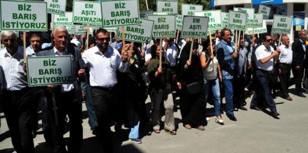 Van'da barış yürüyüşü