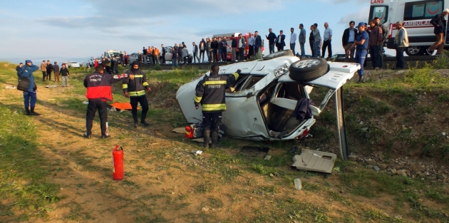 Yozgat’ta otomobil takla attı: 3 ölü