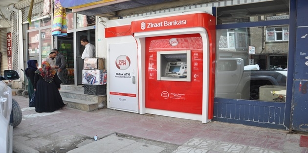 Yüksekova'ya Yeni ATM 